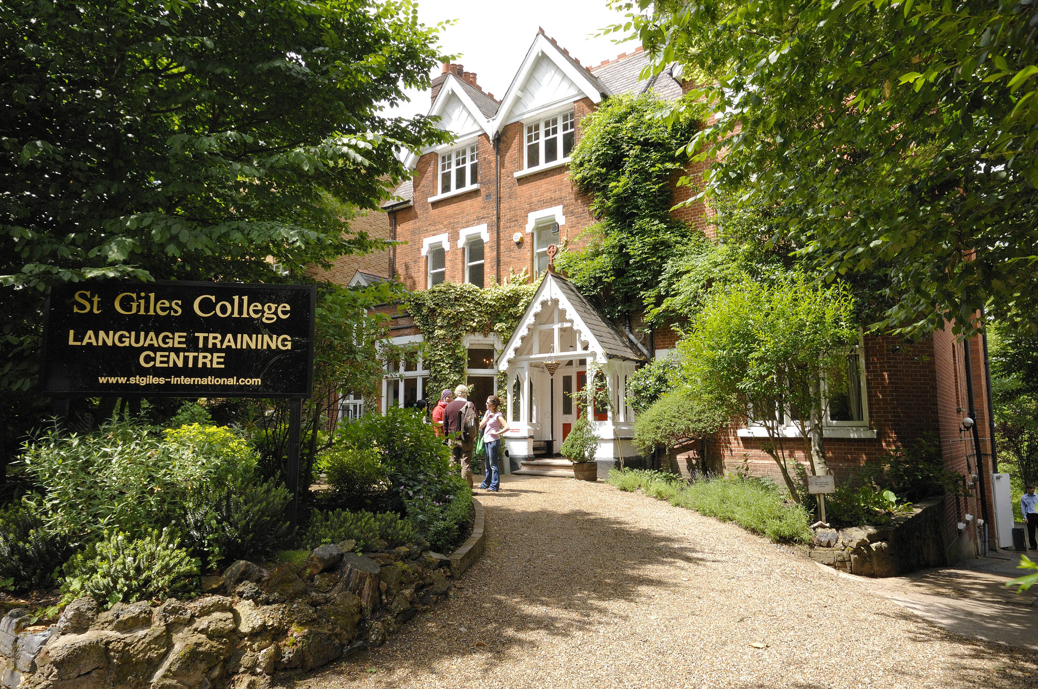 Learn English In London Language School St Giles London Highgate ESL