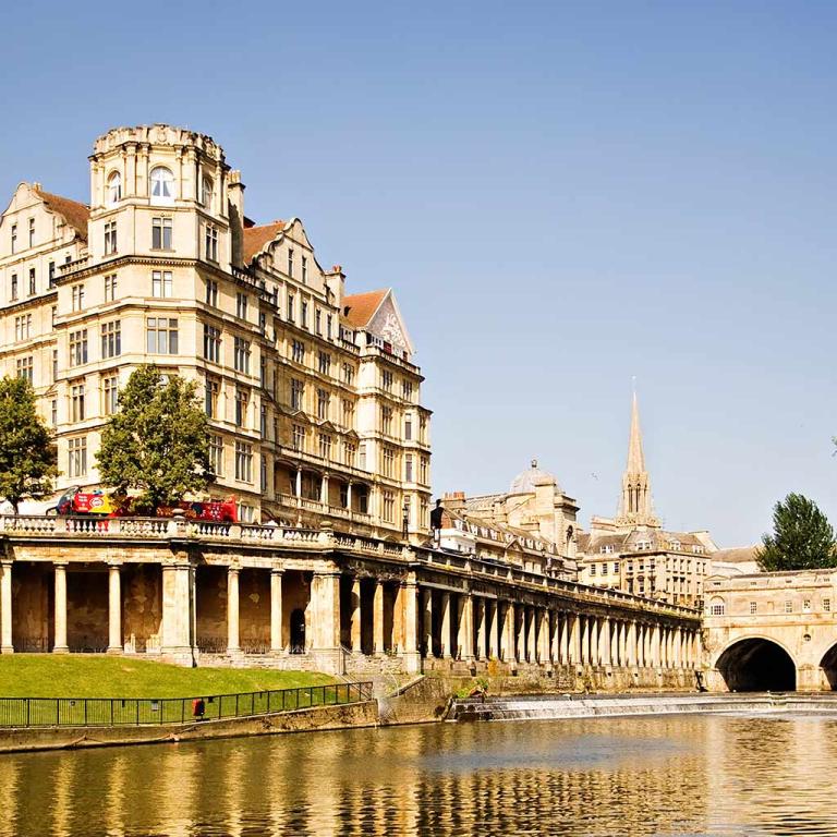 English School in Bath Kaplan International ESL