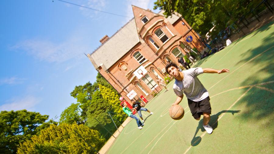 English School in Bournemouth - Kings
